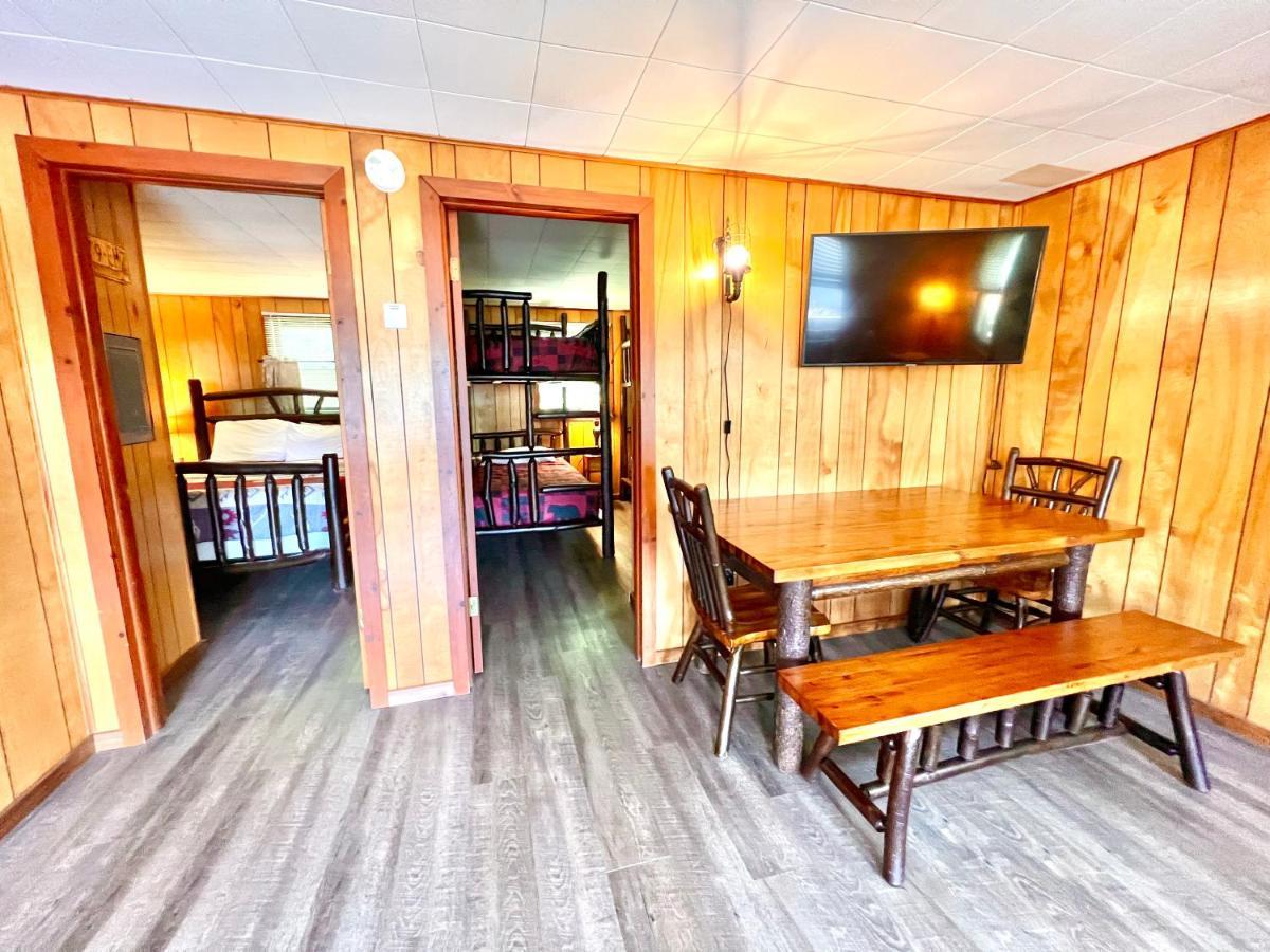 מלון Indian Lake Adirondack Lake Cabins מראה חיצוני תמונה